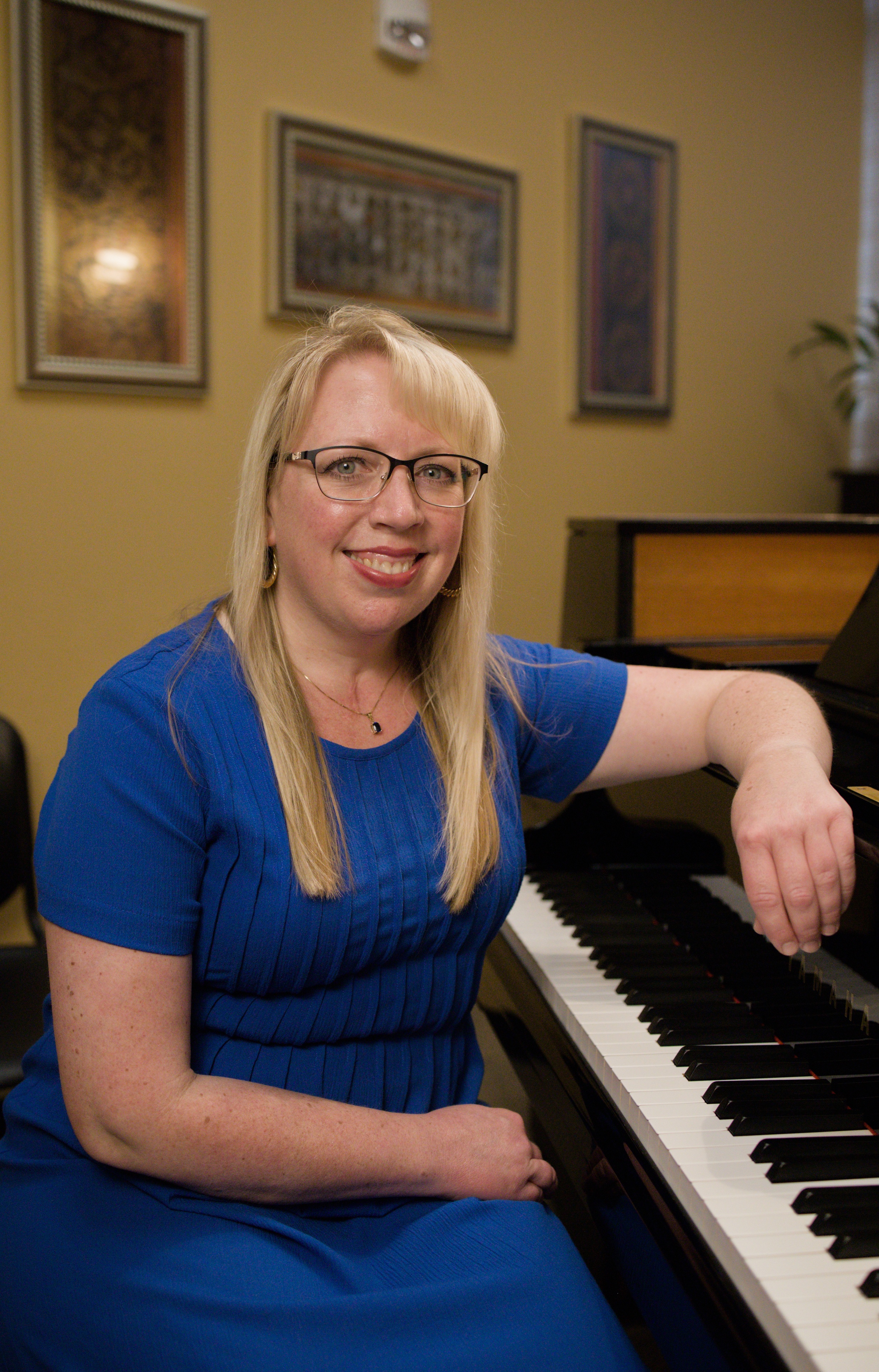 Dr. Amy Harris